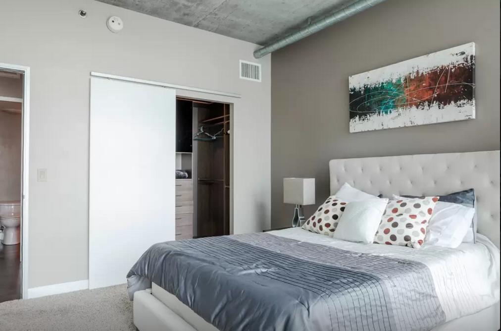 Met Lofts Suites Downtown La Los Angeles Room photo