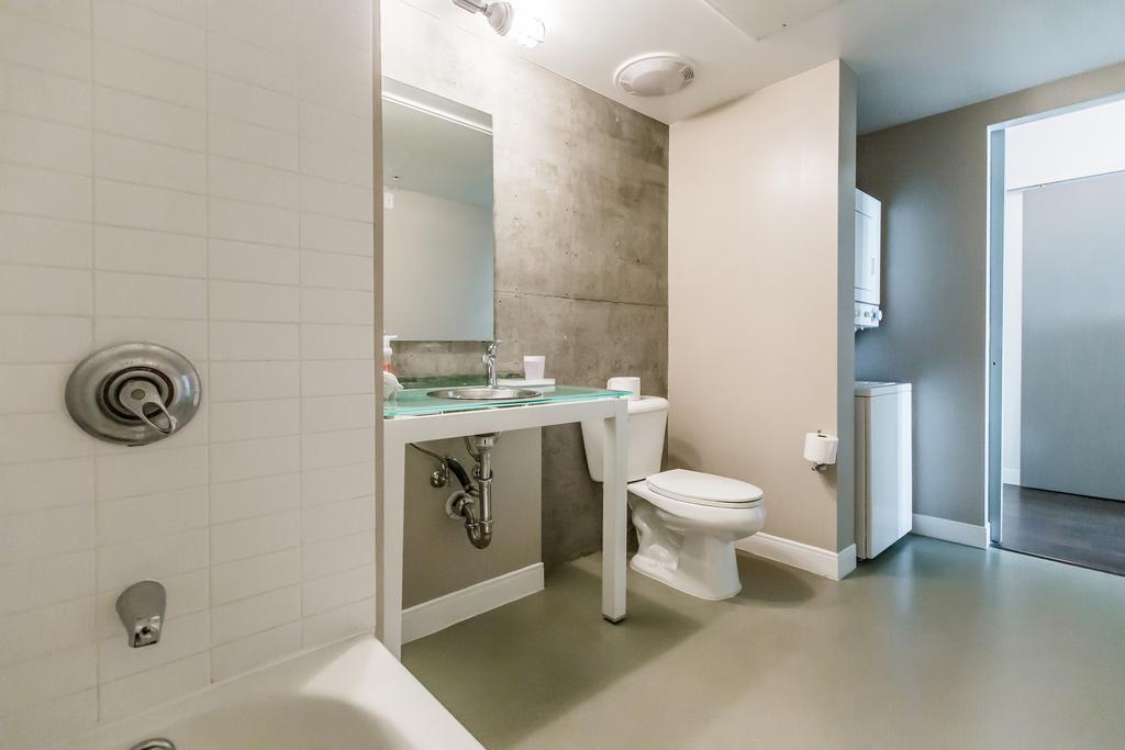 Met Lofts Suites Downtown La Los Angeles Room photo